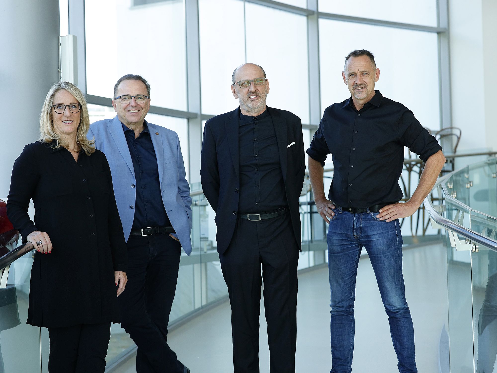 Geschäftsleitung-2000-1500